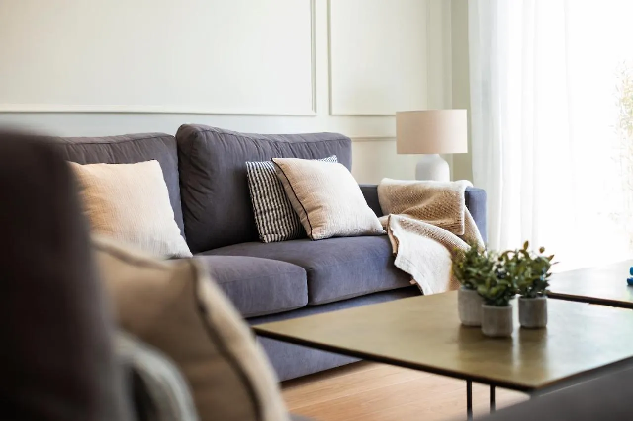 Apartamentos La Zagalilla Малага Апартаменты
