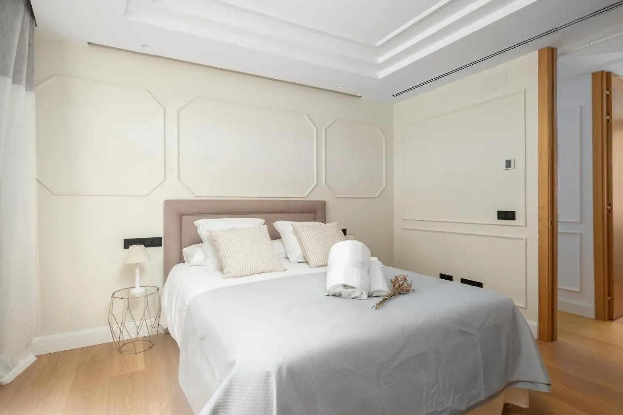 Apartamentos La Zagalilla Малага