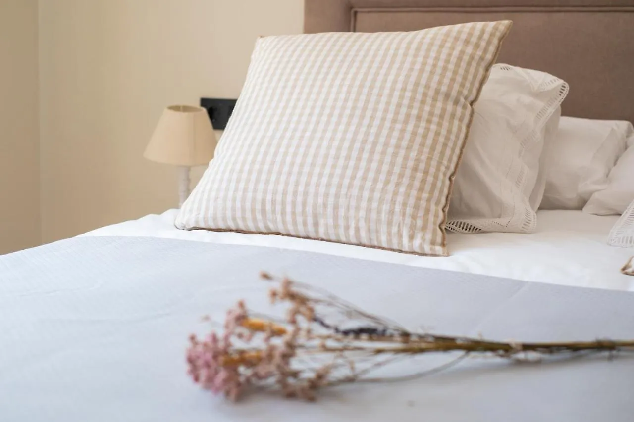 Apartamentos La Zagalilla Малага